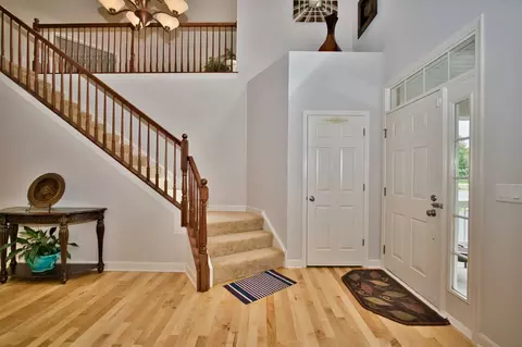 2064 Amelia Ln, Hoffman Estates, IL 60192 photo 7