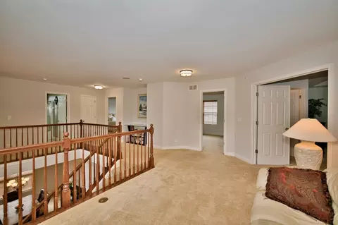 2064 Amelia Ln, Hoffman Estates, IL 60192 photo 31