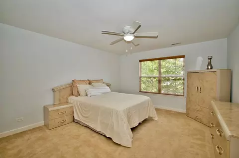 2064 Amelia Ln, Hoffman Estates, IL 60192 photo 41