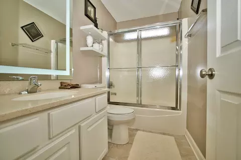 2064 Amelia Ln, Hoffman Estates, IL 60192 photo 43