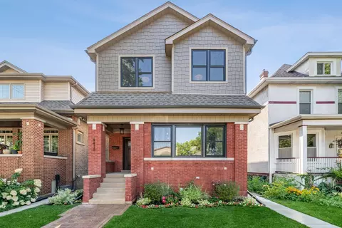 4418 N Richmond St, Chicago, IL 60625