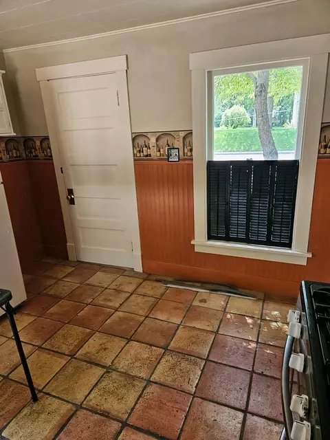 416 Madison Ave, Dixon, IL 61021 photo 3