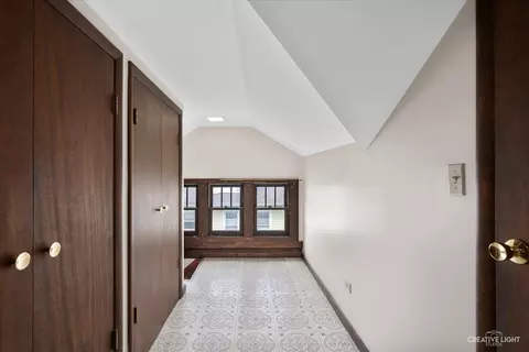 714 Augusta Ave, Elgin, IL 60120 photo 17
