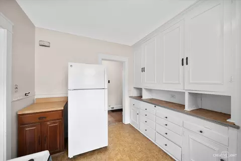 714 Augusta Ave, Elgin, IL 60120 photo 10