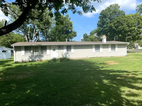 103 N Beech St, Princeton, IL 61356