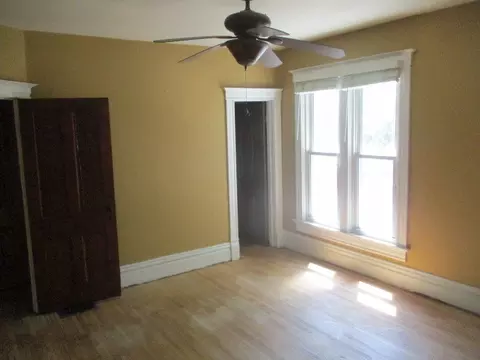 638 Enterprise St, Elgin, IL 60120 photo 17