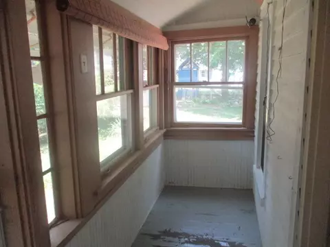 638 Enterprise St, Elgin, IL 60120 photo 8