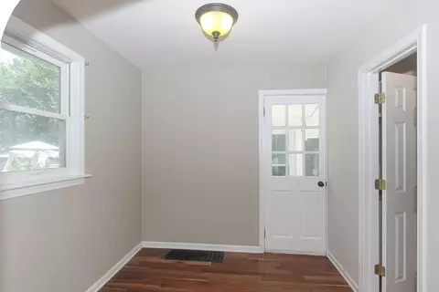 505 Douglas Ave, Elgin, IL 60120 photo 15