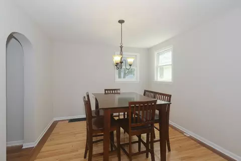 505 Douglas Ave, Elgin, IL 60120 photo 8