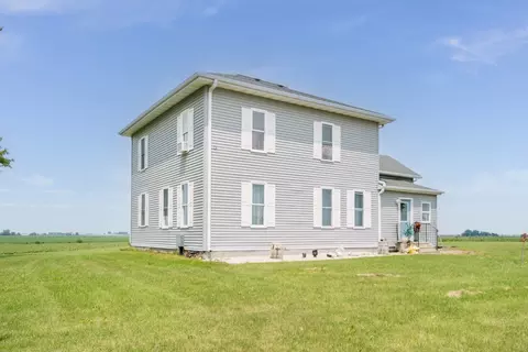 17510 University Rd, Malta, IL 60150