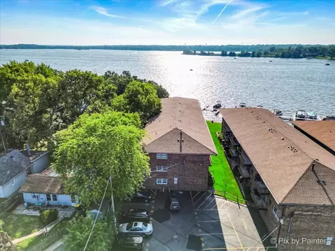 22 N Pistakee Lake Rd #3C, Fox Lake, IL 60020