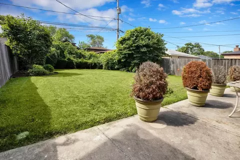 1629 E 91st Pl, Chicago, IL 60617 photo 4