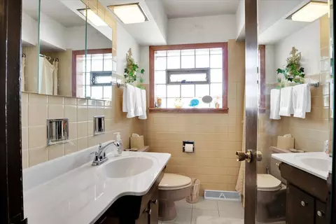1629 E 91st Pl, Chicago, IL 60617 photo 23