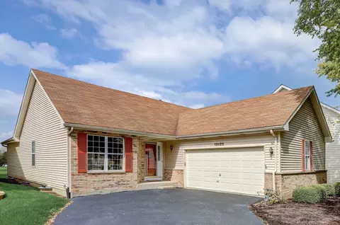 13422 S Redberry Cir, Plainfield, IL 60544