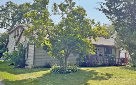 581 S Finley Rd, Lombard, IL 60148