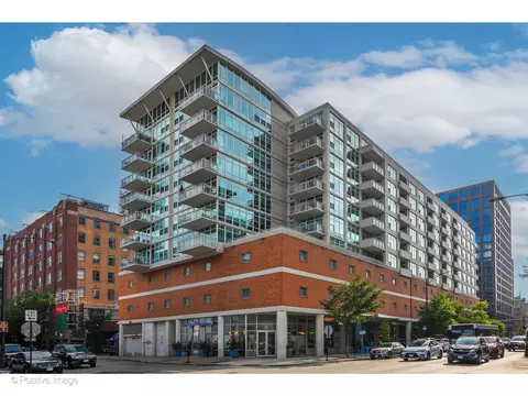 909 W Washington Blvd #1012, Chicago, IL 60607