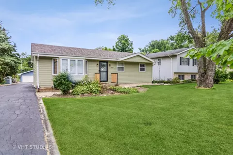 5737 Woodward Ave, Downers Grove, IL 60516