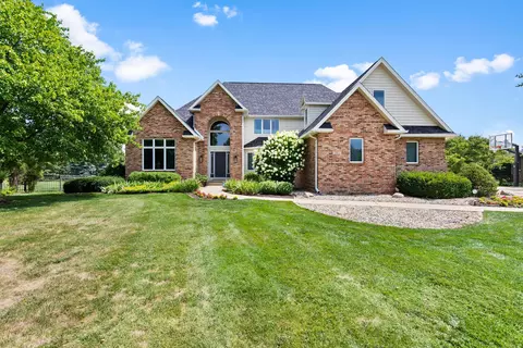 1812 Kensington Knoll Dr, Champaign, IL 61822