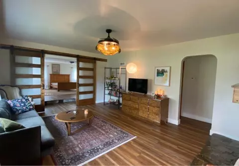 305 Sycamore St, Cedar Point, IL 61316 photo 2