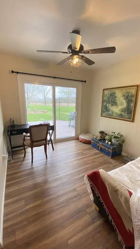 305 Sycamore St, Cedar Point, IL 61316 photo 5