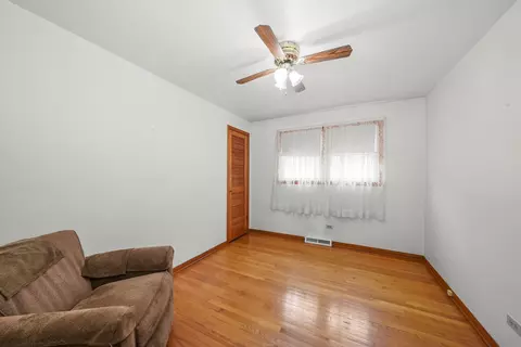 6023 S Parkside Ave, Chicago, IL 60638 photo 10