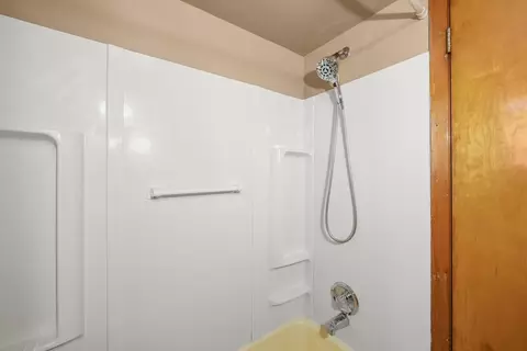 6023 S Parkside Ave, Chicago, IL 60638 photo 13