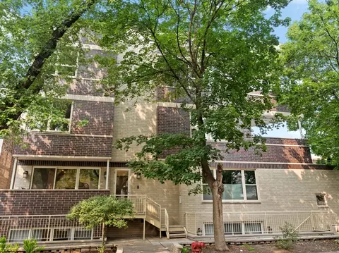 1937 N Wilmot Ave #2, Chicago, IL 60647