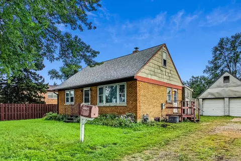 2824 Marion Ave, Melrose Park, IL 60164
