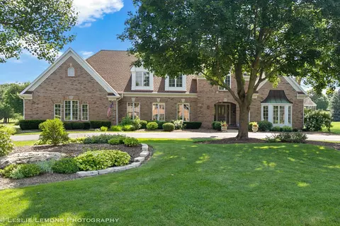 5 N189 Grey Barn Rd, Saint Charles, IL 60175