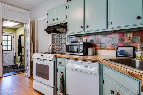 1016 Darrow Ave, Evanston, IL 60202 photo 8