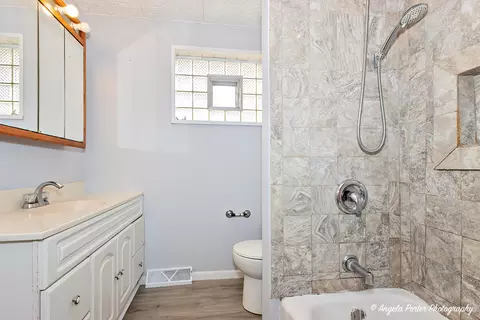 1478 Willow Ave, Des Plaines, IL 60016 photo 22