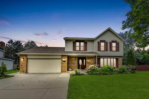 1224 N Foxdale Dr, Addison, IL 60101