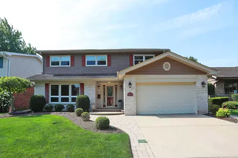 1215 W Sunset Rd, Mount Prospect, IL 60056