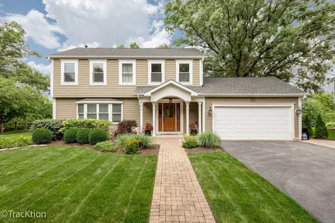 2184 Riverlea Cir, Naperville, IL 60565