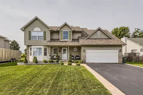 25555 S Mallard Dr, Channahon, IL 60410