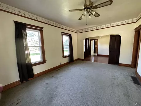 225 W 8th St, Minonk, IL 61760 photo 6