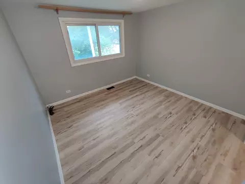 653 Harbor Ter, Bartlett, IL 60103 photo 9