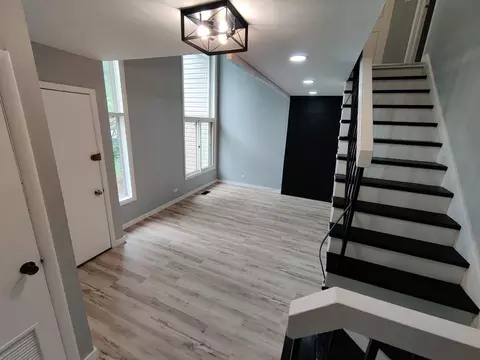 653 Harbor Ter, Bartlett, IL 60103 photo 3