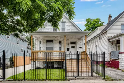 11712 S State St, Chicago, IL 60628