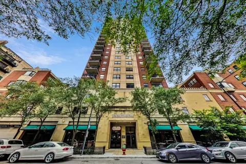1529 S State St #PH2, Chicago, IL 60605
