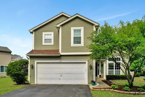 731 Parc Ct, Lake In The Hills, IL 60156
