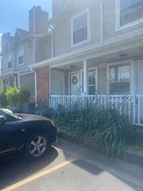 1277 Wyndham Ln #106, Palatine, IL 60074