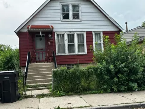 8530 S Givins Ct, Chicago, IL 60620