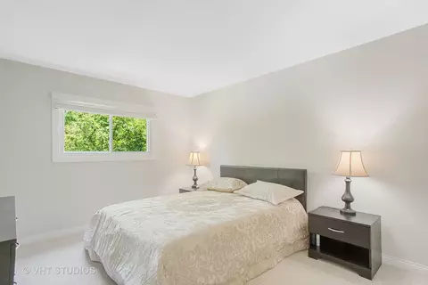 47 Cedar Dr, Wheeling, IL 60090 photo 18
