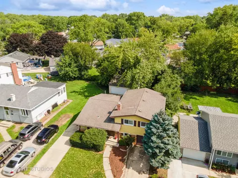 47 Cedar Dr, Wheeling, IL 60090 photo 6