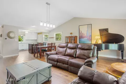 47 Cedar Dr, Wheeling, IL 60090 photo 34