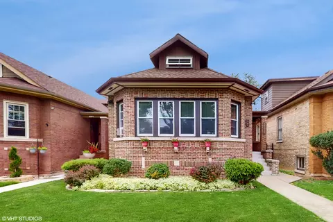10632 S Oakley Ave, Chicago, IL 60643