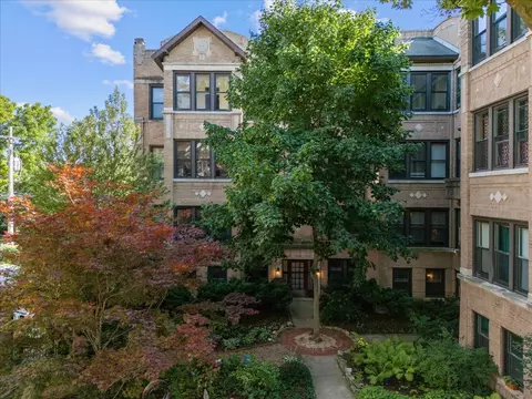 1059 W North Shore Ave #3, Chicago, IL 60626