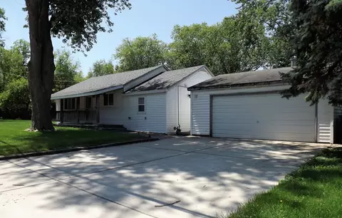 3318 Euclid Ave, South Chicago Heights, IL 60411