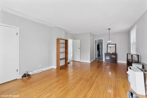 116 E Quincy St, Riverside, IL 60546 photo 3